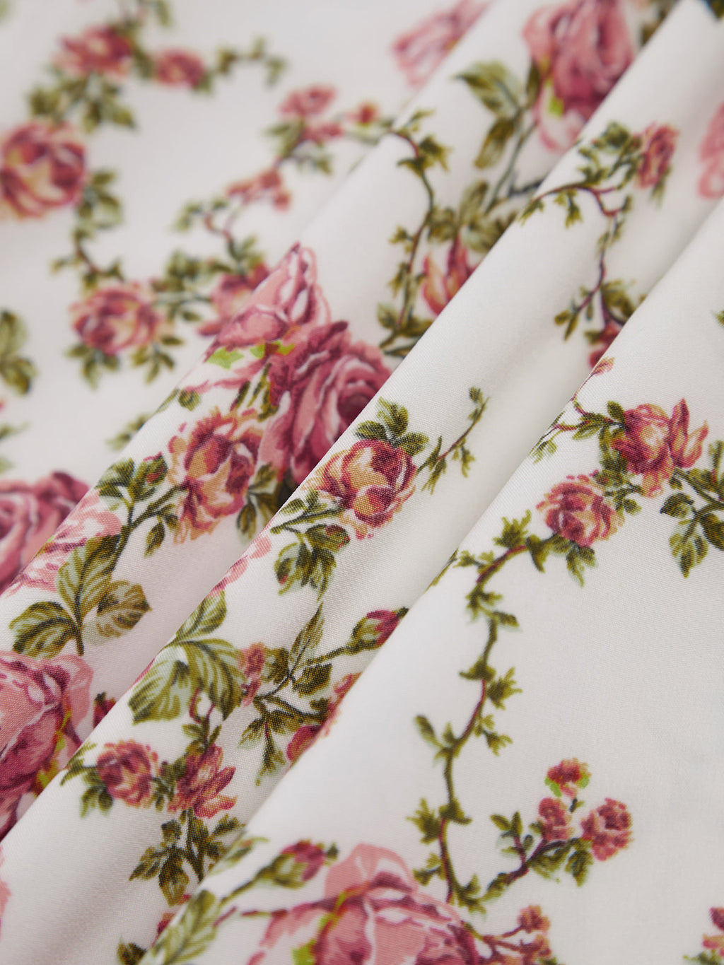 Rosebud Floral Midi Sundress – Effortless Flowy Silhouette for Summer