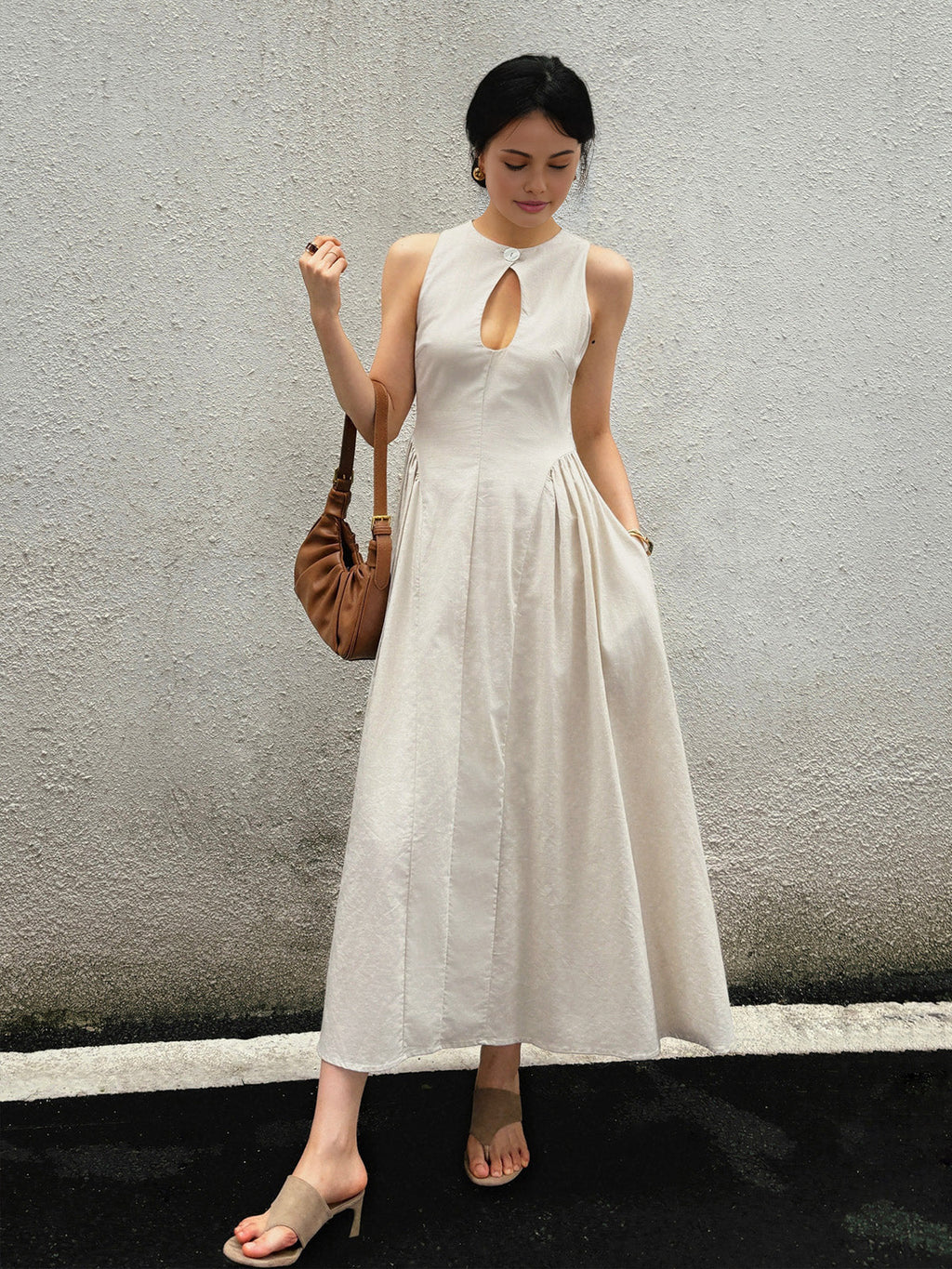 Breathable Cotton & Linen Pleated Maxi Dress with Cutout Detailing